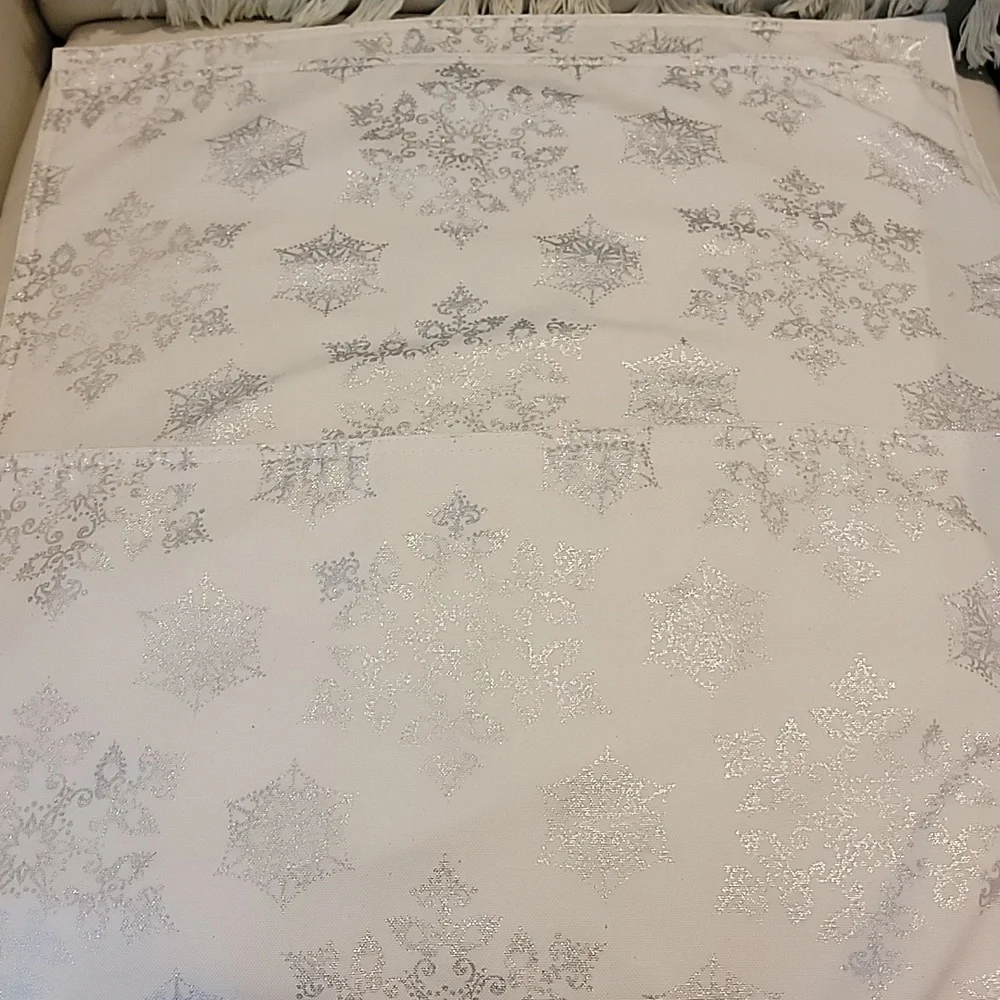 Snowflake placemats